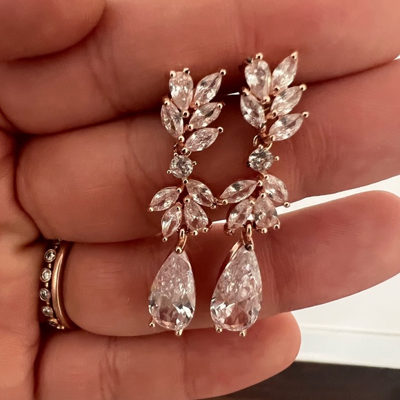 Marquise Swarovski Crystal Wedding Earrings Long Chandelier CZ Leaf Dangle - Picture 3 of 3